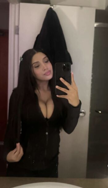 Justleilani image