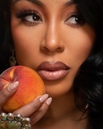 K michelle image