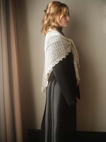 Kaitlyn dever page 3 image