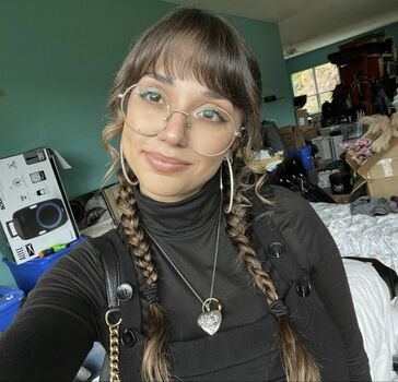 kalyssa_suarez6