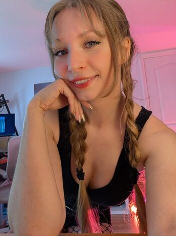 Kamicakes asmr image