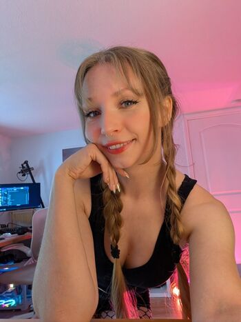 Kamicakes asmr image