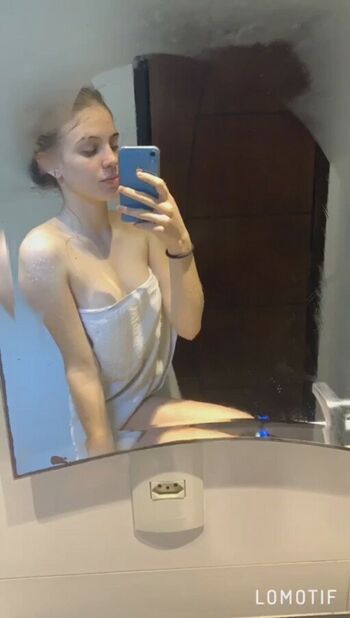 Kamila borges image