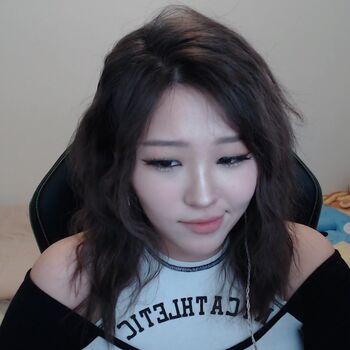 Kang hee yoon image