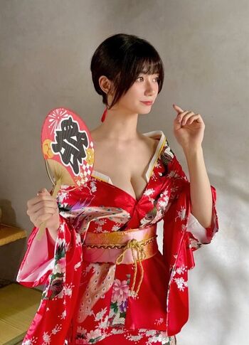 瀬戸環奈 Kanna Seto