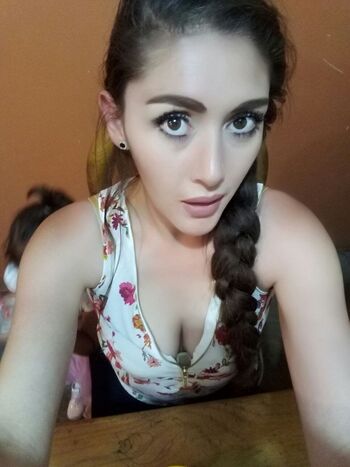 Karen perez image