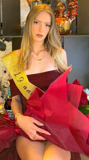 Karina kurzawa image