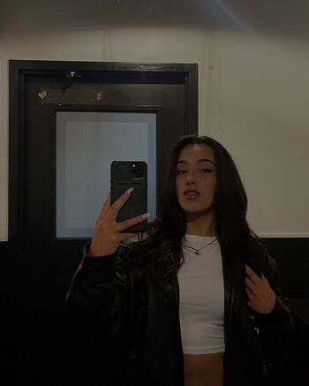 Karina prieto image