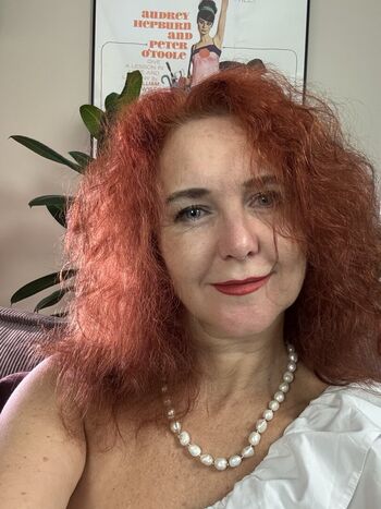 Karina rouge image