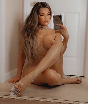 Karinaxo image