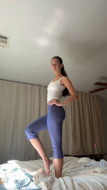 Karinne elizabeth image