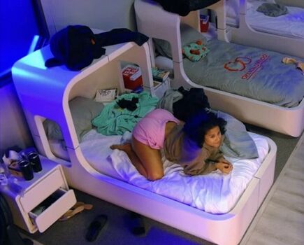 Karla alvarez image