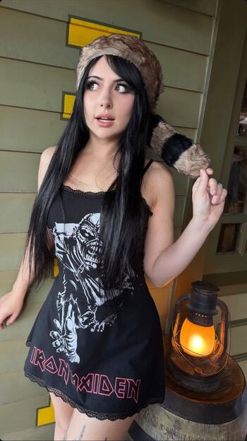 Karrigan taylor kt page 2 image