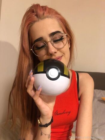 Kary asmr 1 image