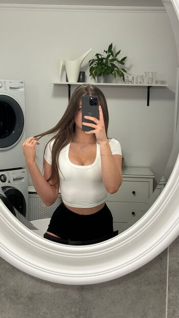 Katarina vrablova page 2 image