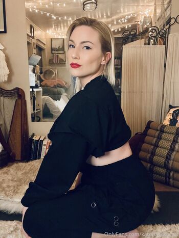 Kate elliot image