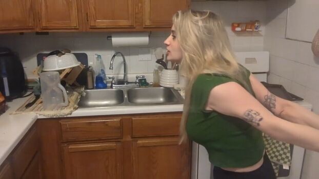 Katerino page 2 image