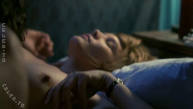 Kathleen robertson image