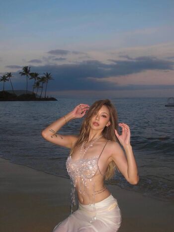 Kathy zheng 1 image