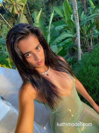 Kathycr page 4 image