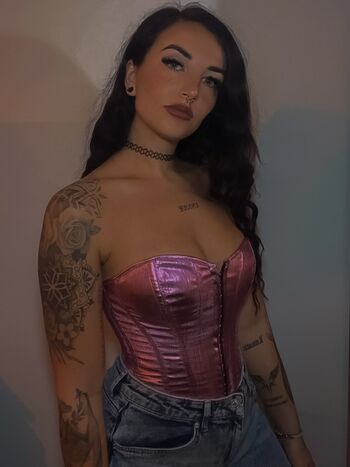 Katie ru image