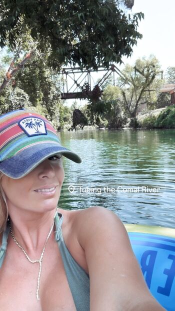 Katiemarieliving image