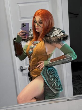 Kayla erin image
