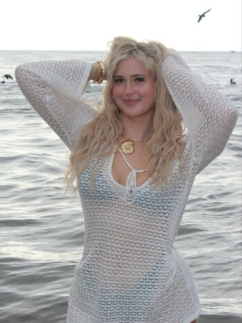 Kayla rose page 3 image