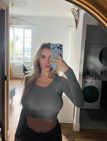 Kayla simmons 1 image