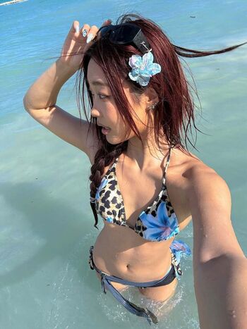 Kayla vy 1 page 8 image