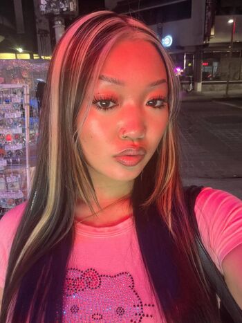 Kayla vy 1 page 7 image