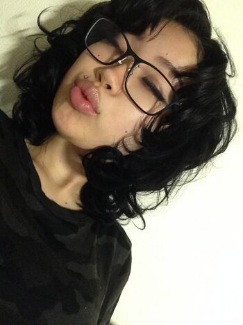 Kayla vy 1 page 6 image