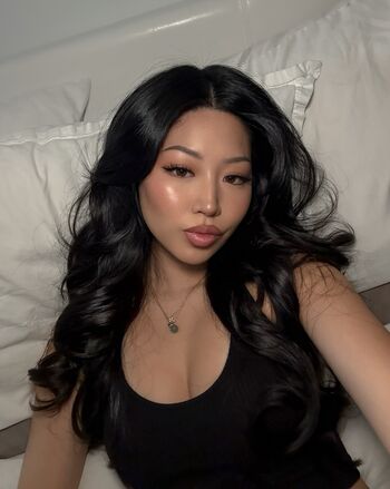 Kayla vy 1 page 5 image