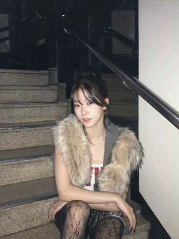 Kazuha Nakamura 中村 一葉