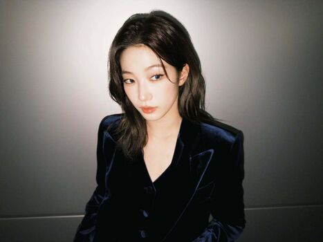 Kazuha Nakamura 中村 一葉