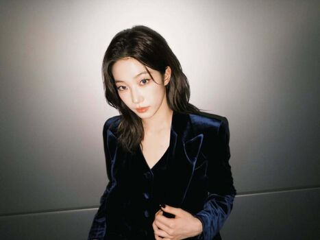 Kazuha Nakamura 中村 一葉