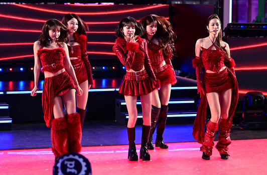 Kazuha Nakamura 中村 一葉