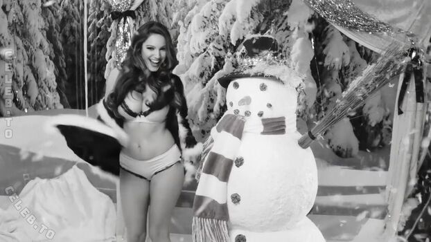 Kelly Brook