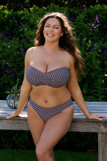 Kelly brook page 5 image