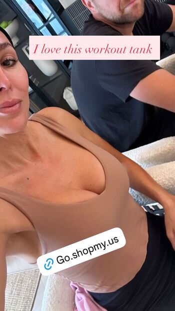 Kelly dodd image
