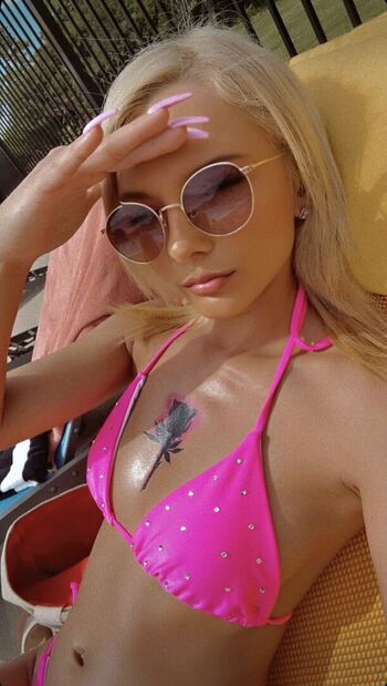 Kelly lyn image