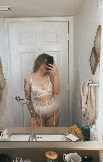 Kelsie flxwergirl image