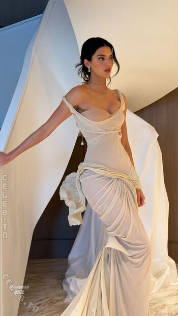 Kendall jenner 1 page 4 image
