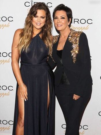 Khlo kardashian image