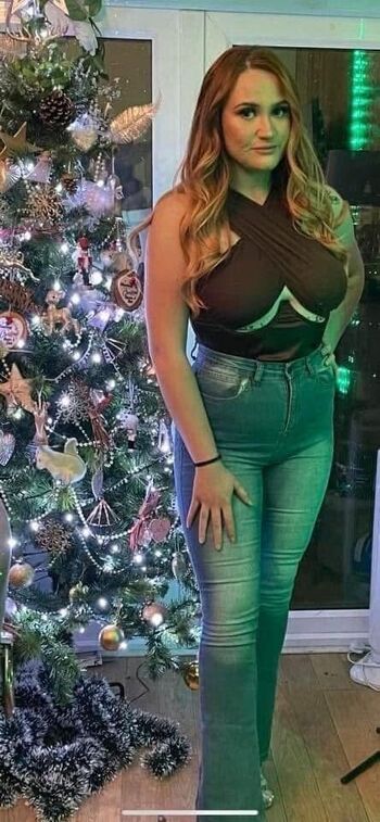 Khloe n image