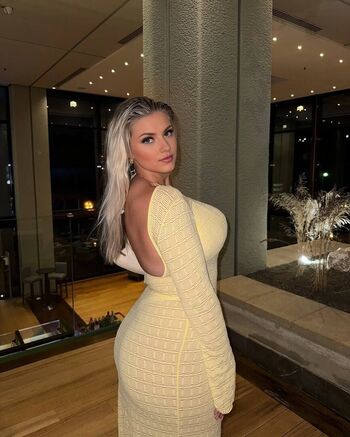 Kiara lara keller image