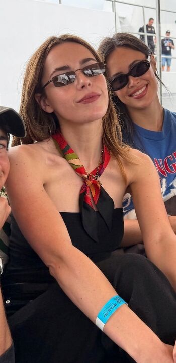 Kiernan shipka 1 image