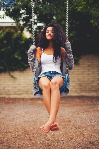Kiersey clemons image