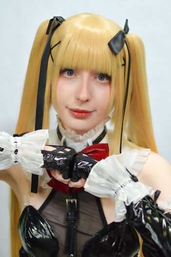 Kiki Glitter Cosplay