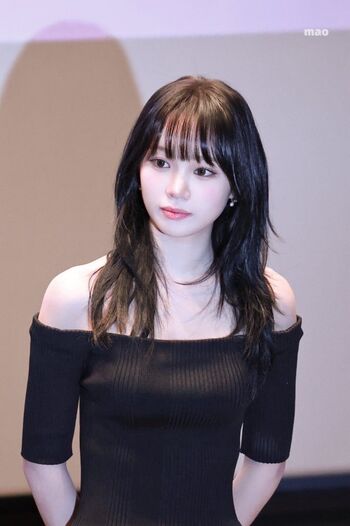 Kim chaewon 1 page 7 image